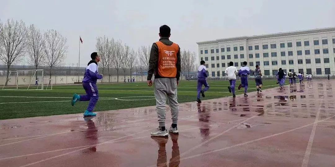 篮球训练计划一个月重早到晚_1